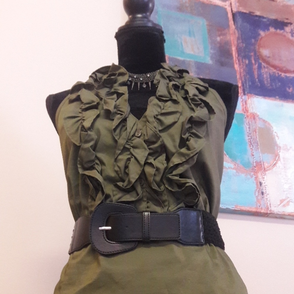 Cato/ Olive Green/ Ruffled/ Halter Top - Picture 3 of 8